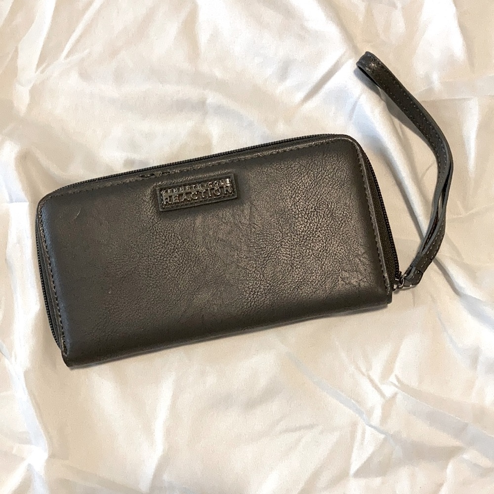 Kenneth Cole Reaction wallet